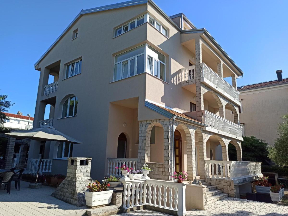 Villa Rea Malinska Bagian luar foto