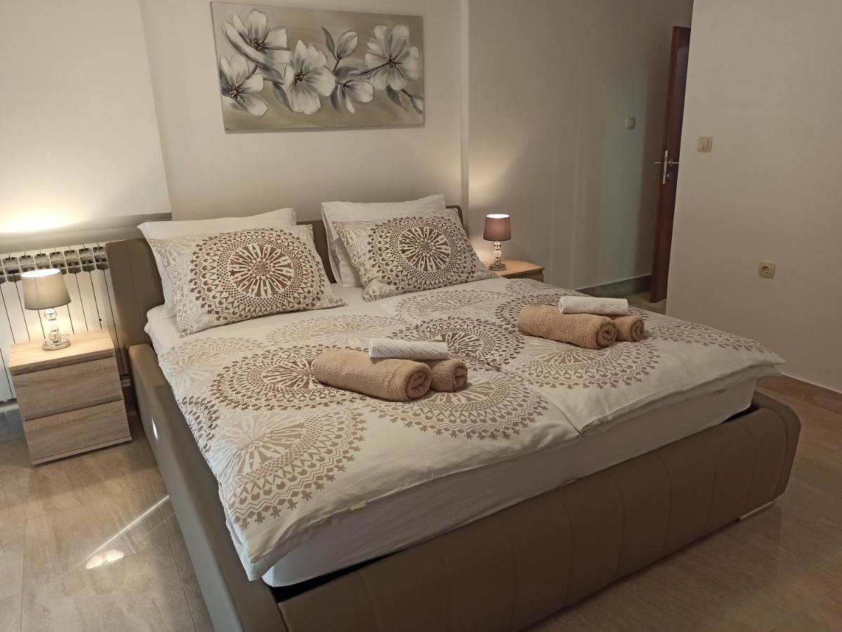Villa Rea Malinska Bagian luar foto