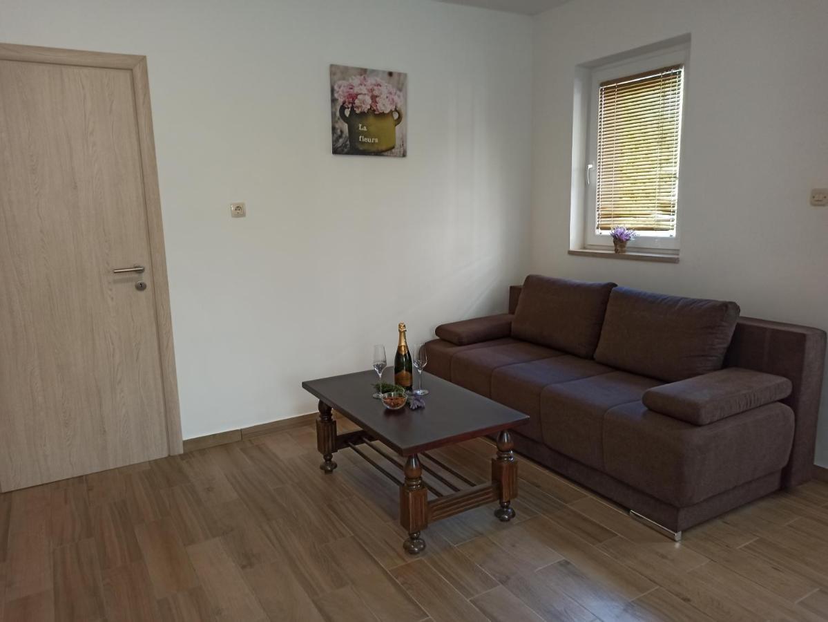 Villa Rea Malinska Bagian luar foto