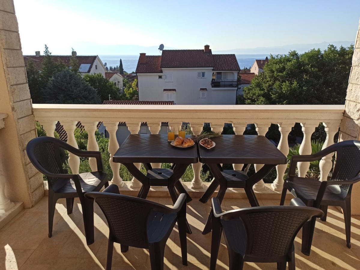 Villa Rea Malinska Bagian luar foto