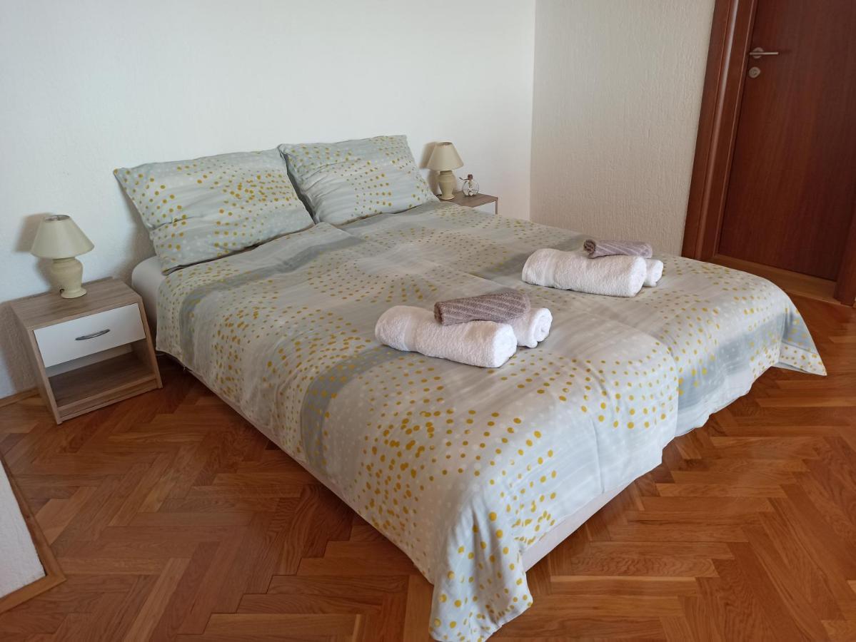 Villa Rea Malinska Bagian luar foto