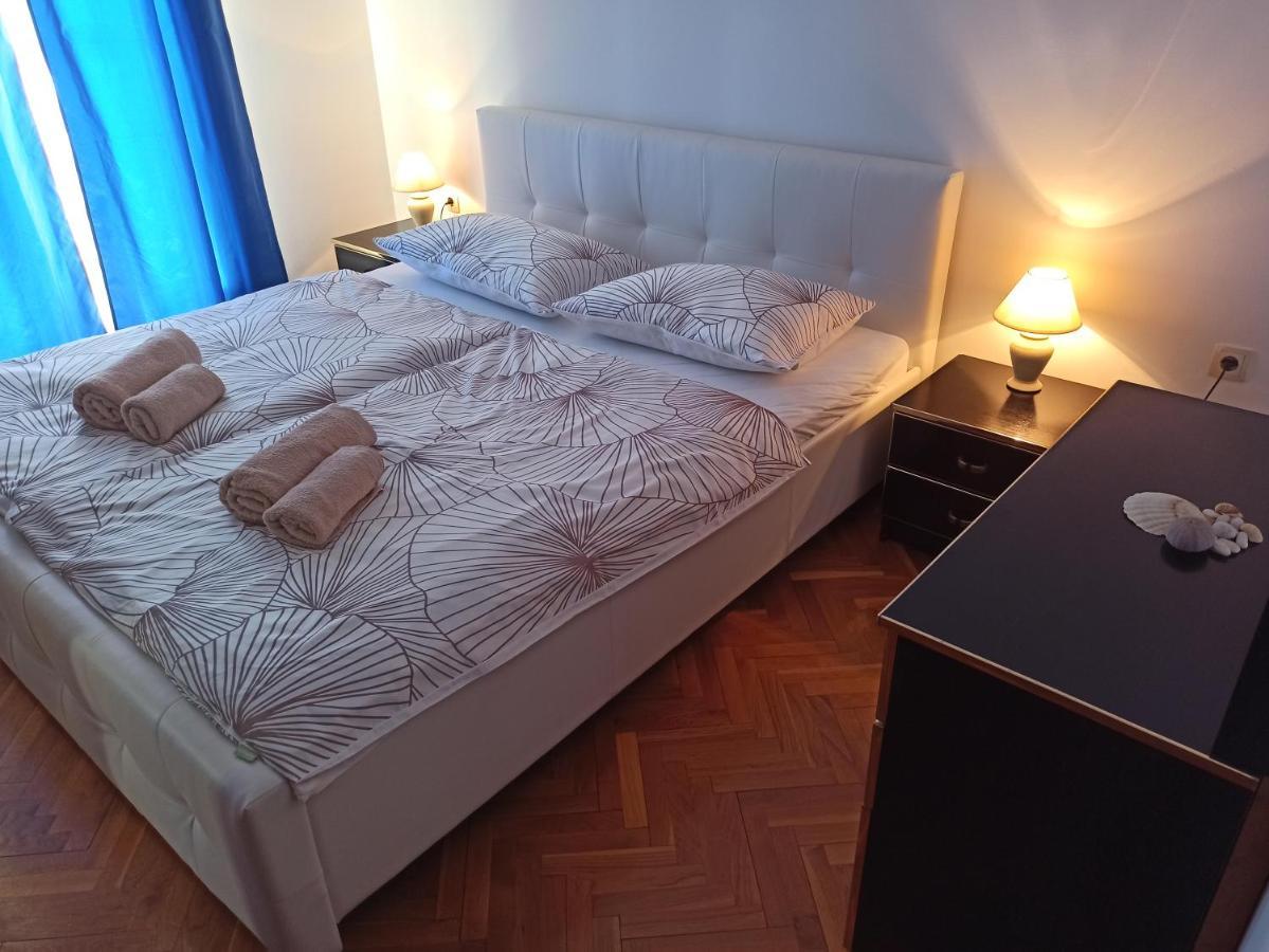 Villa Rea Malinska Bagian luar foto