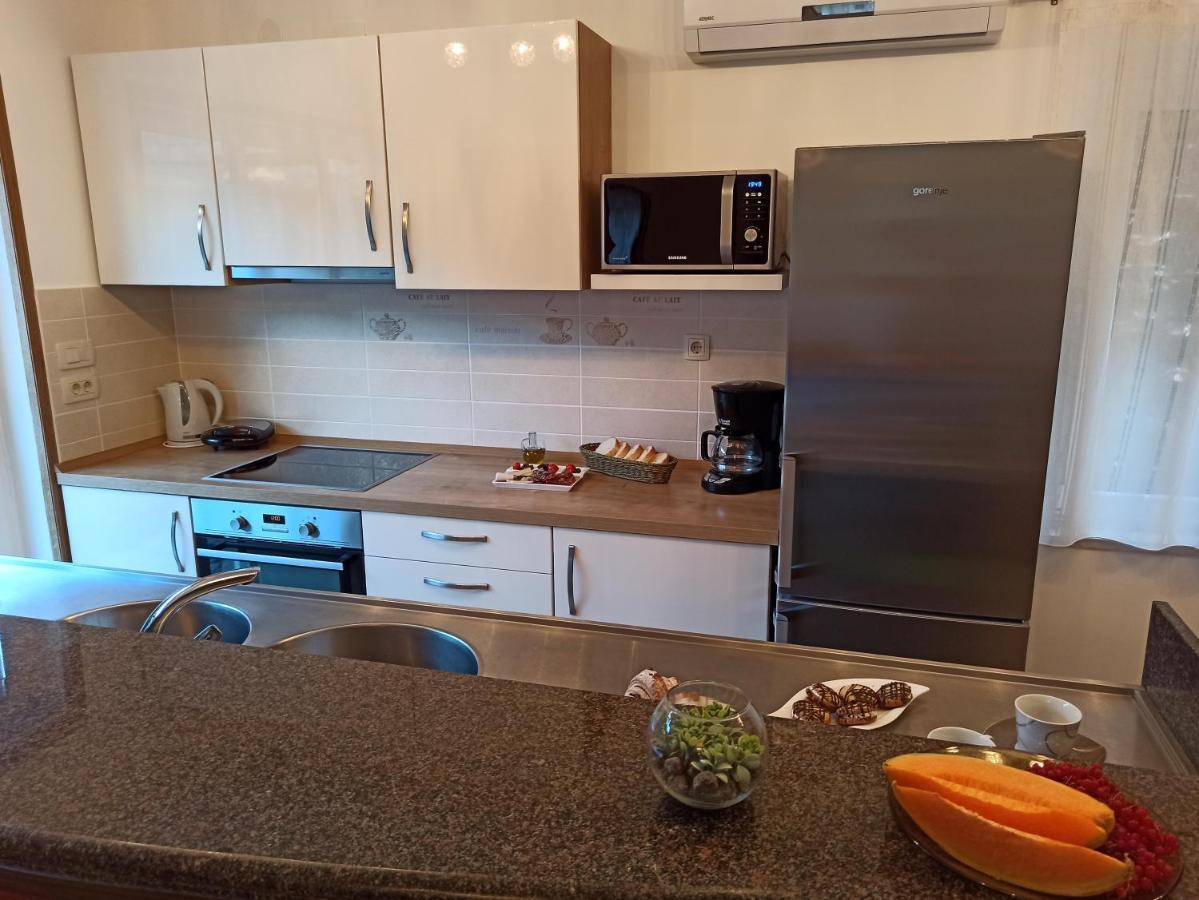 Villa Rea Malinska Bagian luar foto