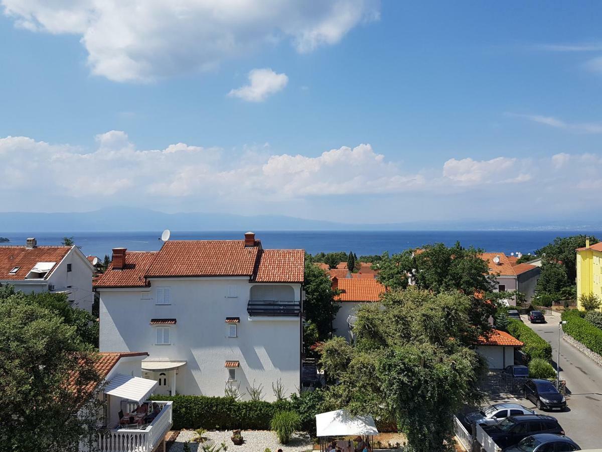 Villa Rea Malinska Bagian luar foto